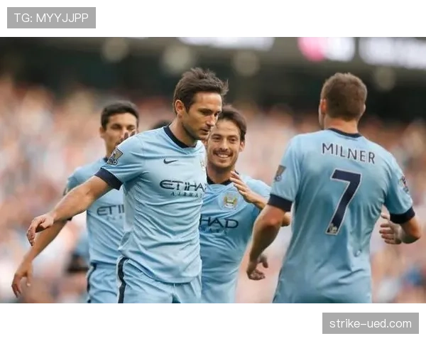 兰帕德与杰拉德在中场组织分散体系中的控球偏好差异分析