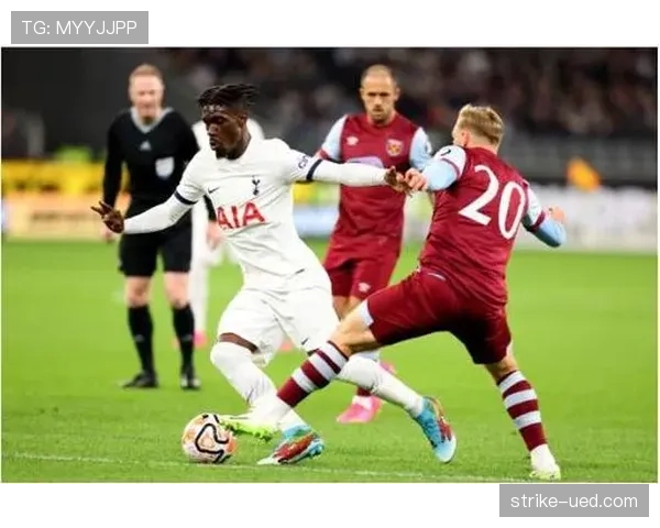 凯恩后期射门效率下滑与热刺战术核心转移的关联分析